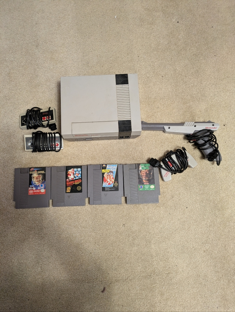 Nintendo Console, Controllers & Games. - Picture 2 of 6
